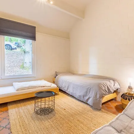 Envie de vous évader dans la vallée de la Meuse? Hastiere-par-dela Extérieur photo